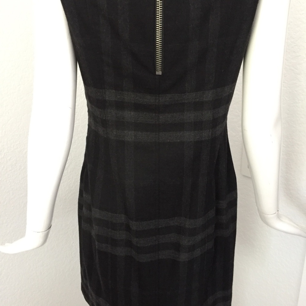 Burberry gray check shift wool dress - Picture 11 of 13